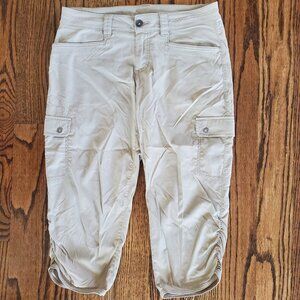 Eddie Bauer Lightweight Capri Pants (Women's 2 Petite)